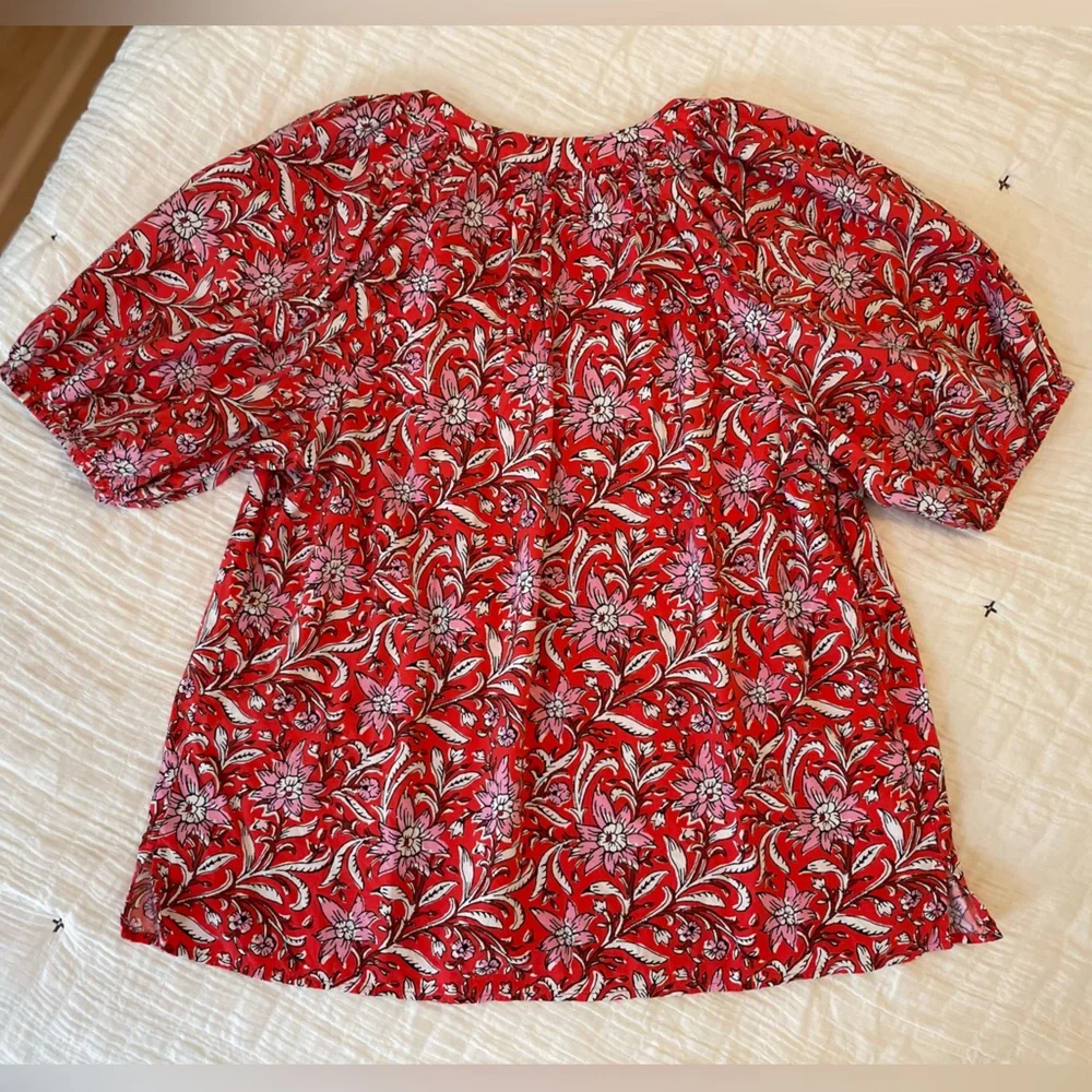 LOFT Spring Bloom Tie Neck Puff Sleeve Floral Puff Sleeve Peasant Top Size M